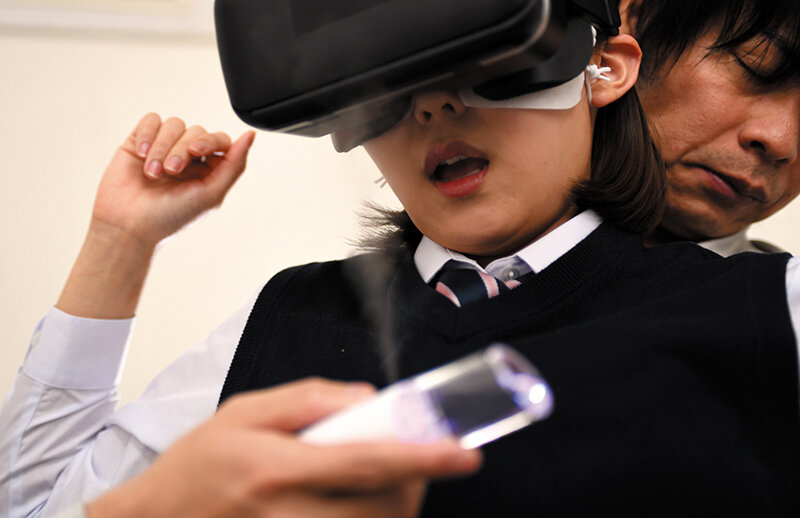 rexd00445♡女子校生|これ現実なの仮空なの！？ VRサポーター えっ…ちょっと…何これ！？